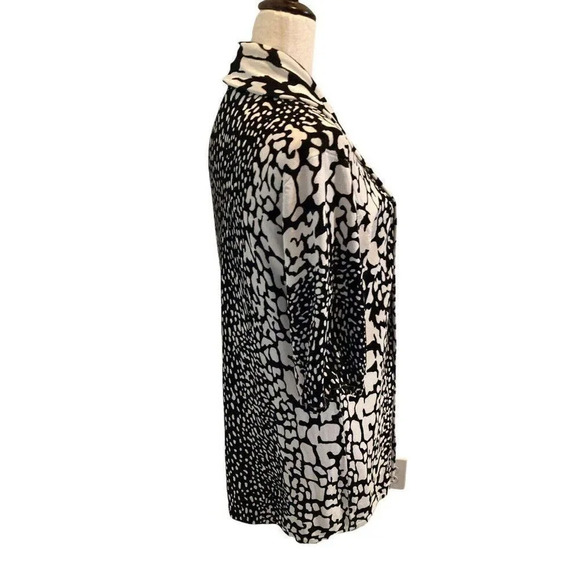 Grace Small Black White Animal Print Knit Cardigan - Picture 4 of 10